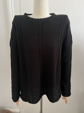 Elegant Black Knit Sweater size M/L