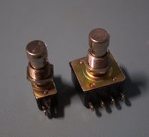 80 Stück Schalter für Effektpedal