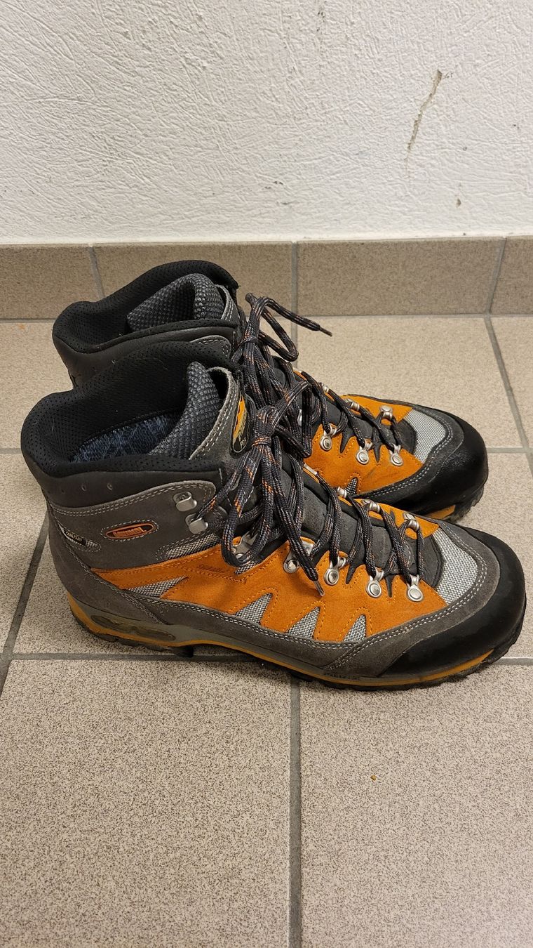 Chaussures hommes: Wanderschuhe Meindl Gore-Tex Grösse 46 – D'occasion à Thun par harry999