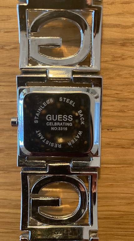 Orologi: GUESS Damenuhr  – Usato da Basel venduto da Findus78 4