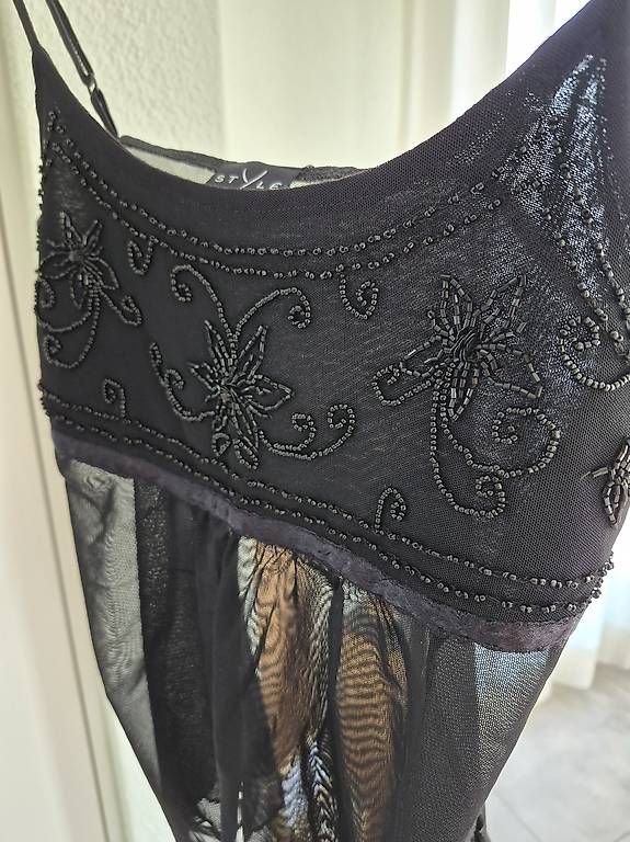 Tops: Top mit Perlenstickerei schwarz - Style – Gebraucht aus Wil SG von sus_959d 2