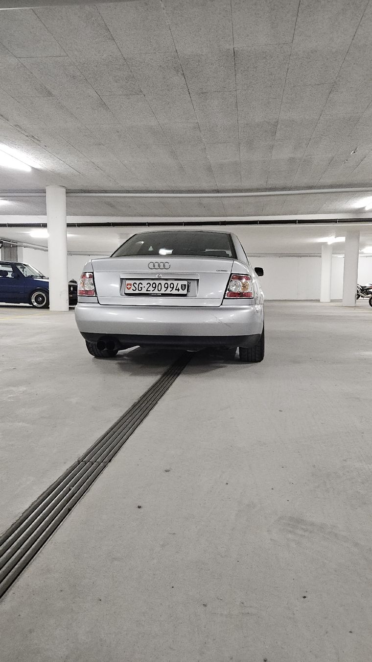 Audi Automobili: Audi A4 B5 2.8l Quattro Handschalter – Usato da Necker venduto da ps.culture 3
