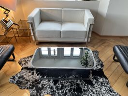 ✅Le Corbusier Le Corbusier LC2 Stil 2-Sitzer – Replika – Wei