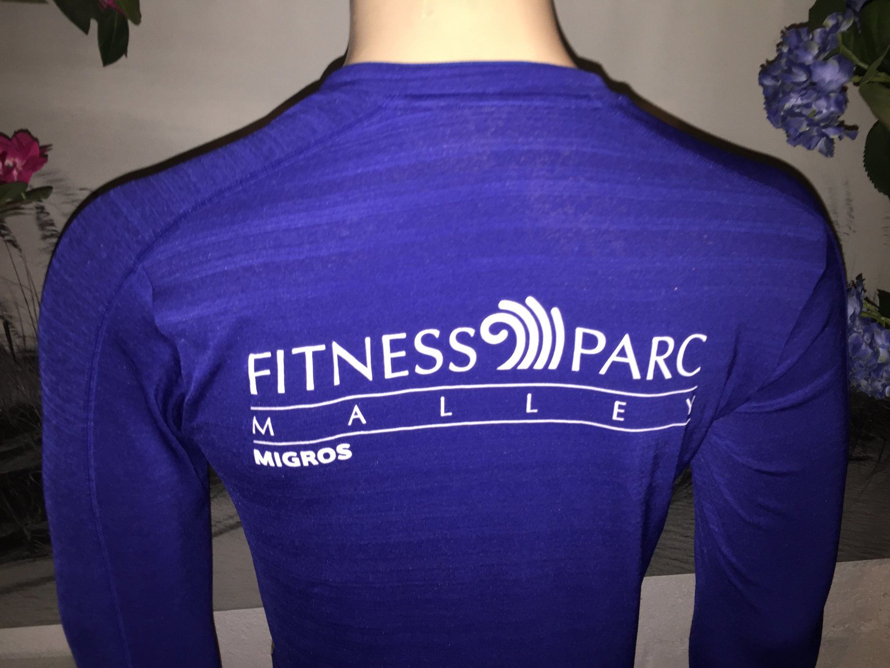 Maglioni & Felpe: Pullover "FITNESS PARC MALLEY"  Taille / Grosse M – Usato da Cossonay-ville venduto da Super-Price-Quality 8