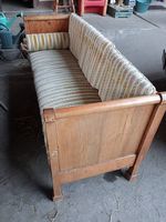 Mega schönes Kastanie Holz Sofa von anno dazumal
