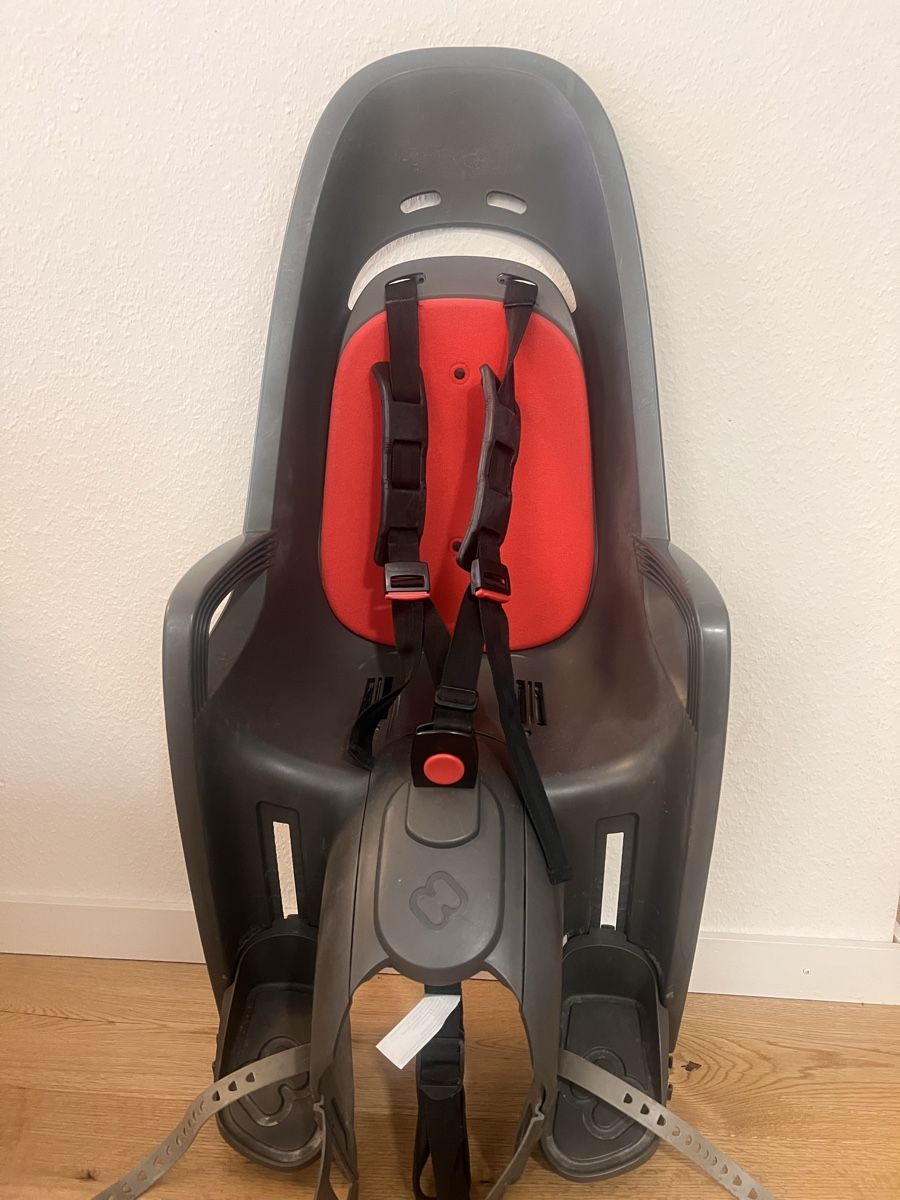 Pezzi di ricambio: Hamax Zenith X1 Kindersitz mit Helm – Usato da Meilen venduto da Litoral 4