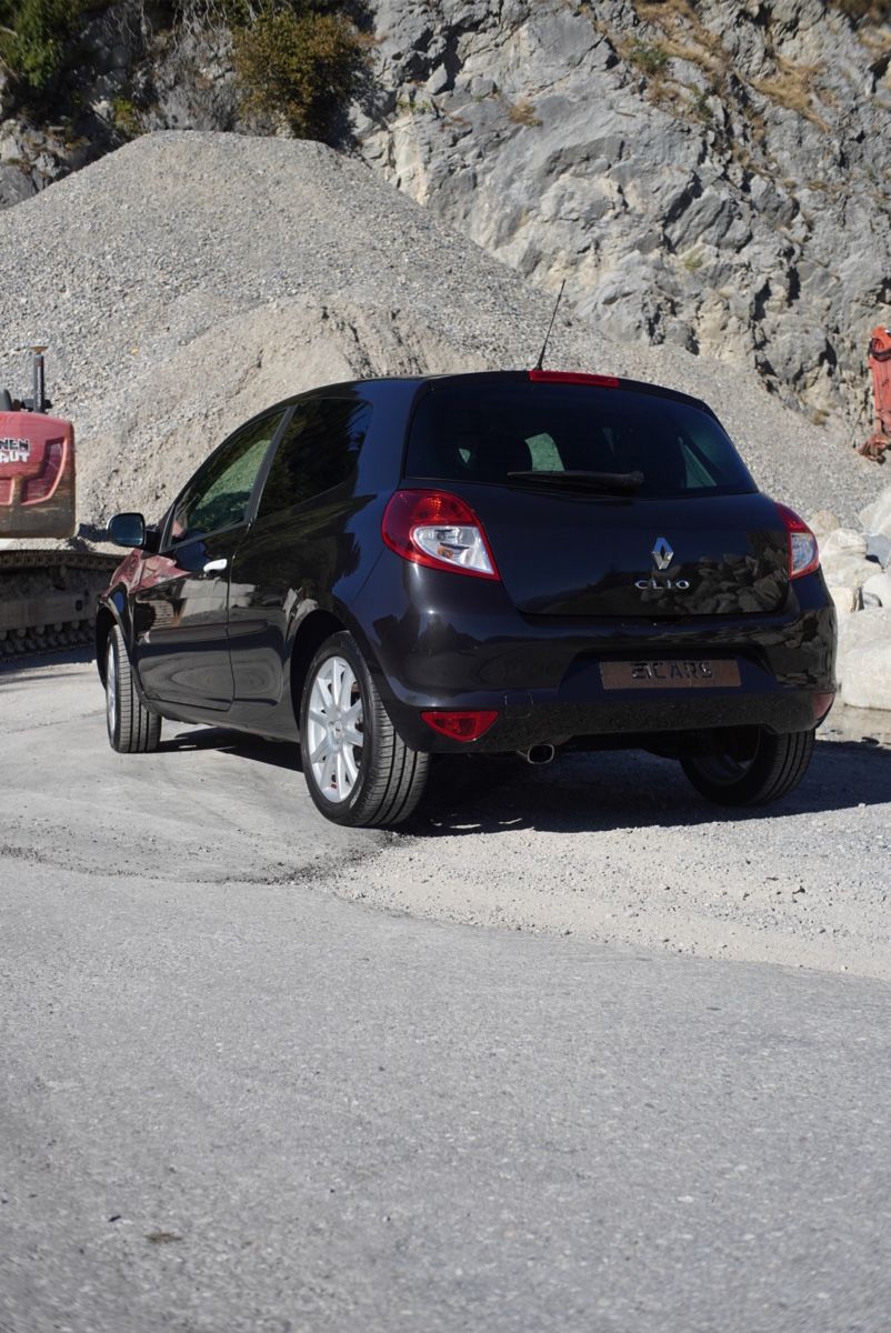 Renault Automobili: Renault clio 3 1.2 Turbo – Usato da Gstaad venduto da mig_t7bg 2