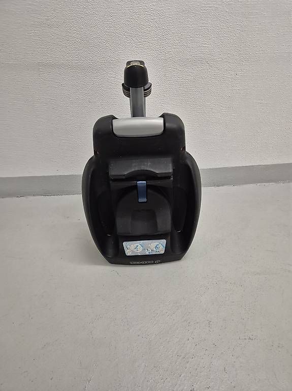 Sièges auto: Maxi Cosi EasyFix Autositzbassis – D'occasion à Aarburg par Vagos 2