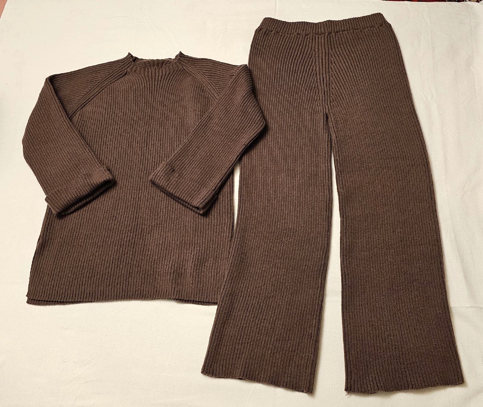 Shein Lotti di vestiti: SHEIN Strick-Set 2-teilig Pullover & Hose Gr. L (40/42) – Usato da Urdorf venduto da ole_mrp9