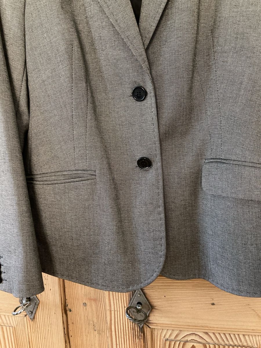 Comma Giacche: Blazer comma 42 – Usato da Schaffhausen venduto da christamawe 2