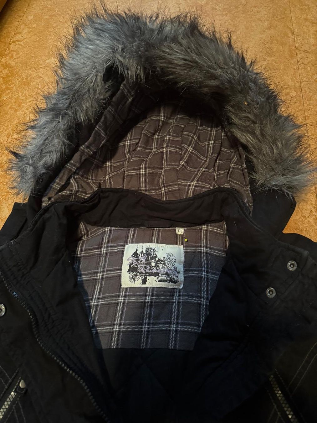 Giacche: Winterjacke – Usato da Flawil venduto da Stella_3 6