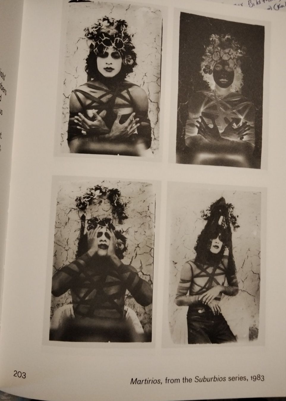 Livres: Resistance Performed - Kunstbuch Lateinamerika – D'occasion à Niederglatt ZH par Siegfried67 9