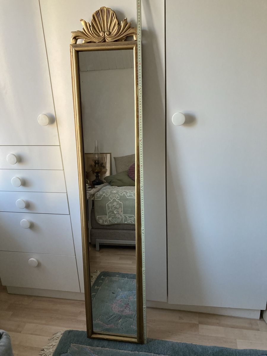 Specchi: Alter Spiegel in schlankem Format – Usato da Langenthal venduto da Foxi281310