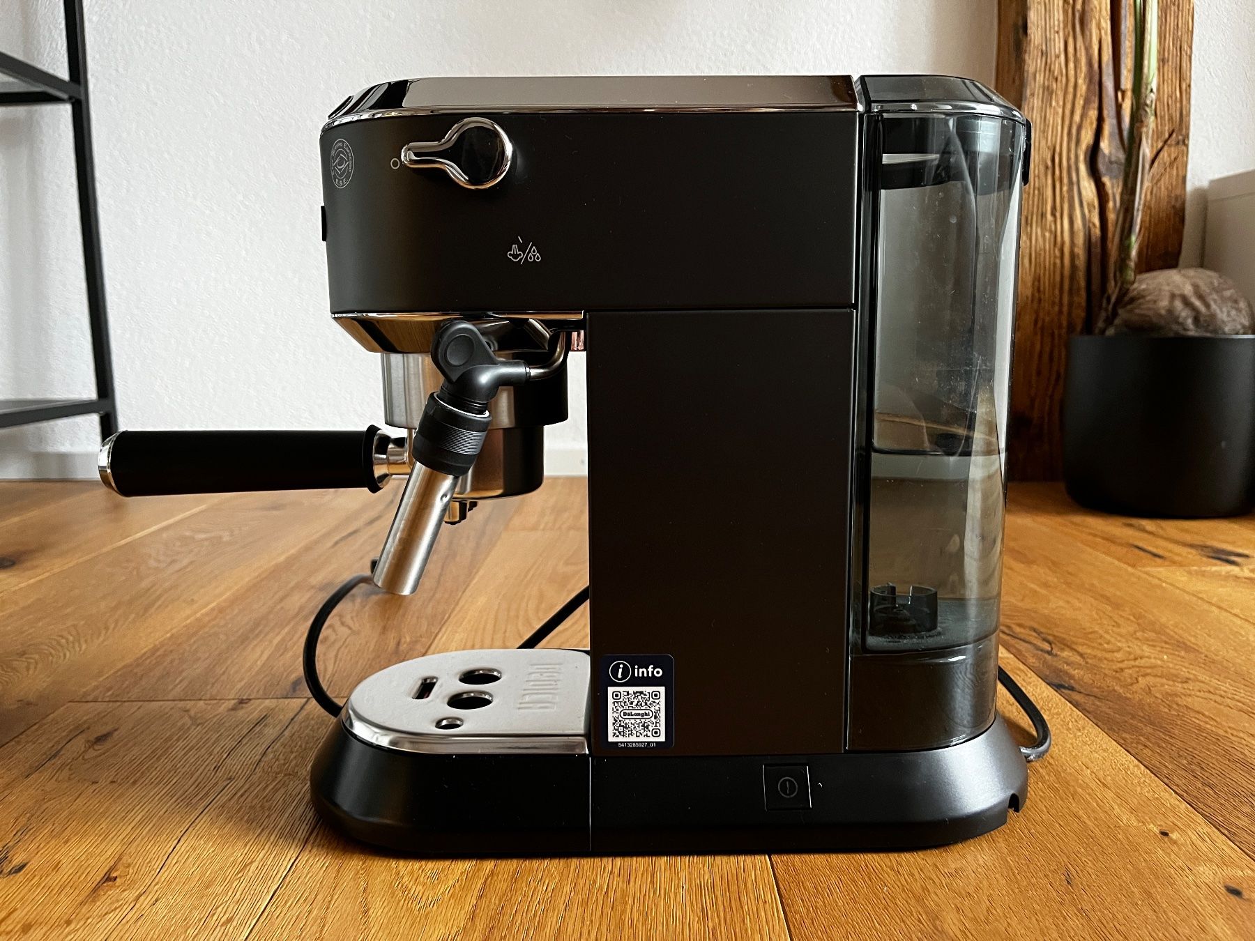 De'Longhi Machines à café & Machines à expresso: DE-LONGHI Dedica Style EC685.M – Neuf (Voir description) à Züberwangen par lndbmnn 1