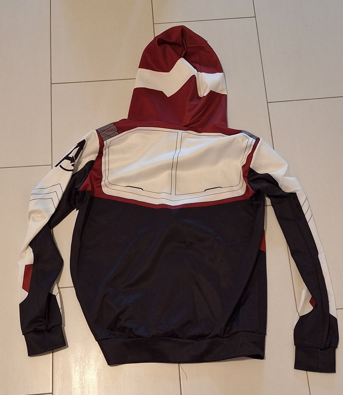 Pullover & Sweatshirts: Marvel Avengers Kapuzenjacke – Gebraucht aus Richterswil von uscars 2