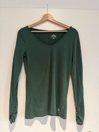Grüner Hollister Pullover, Grösse M