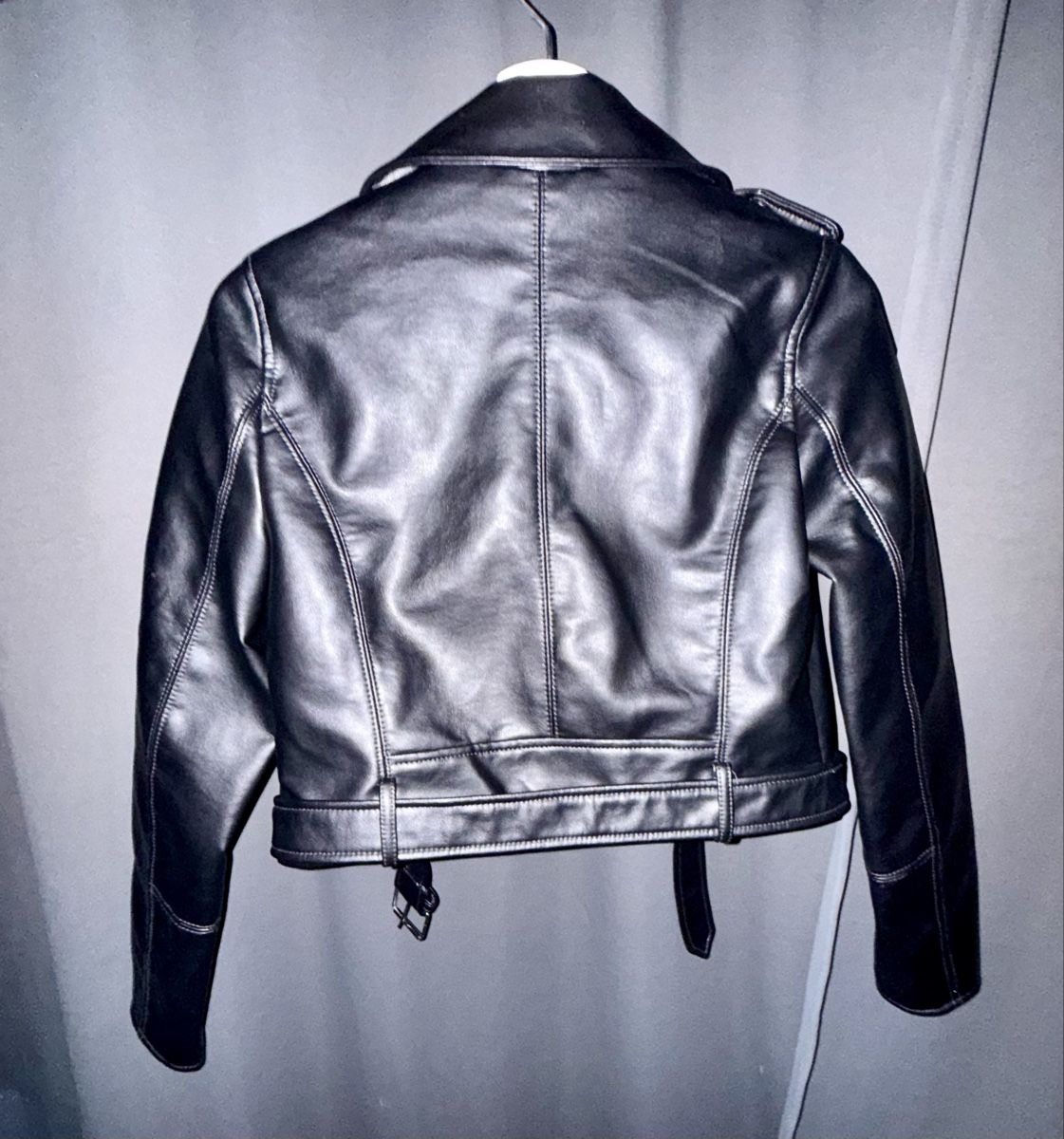 Pull&Bear Giacche & Cappotti: Schwarze Bikerjacke von Pull & Bear – Grösse S – Usato da Bolken venduto da slu_7kdv 1