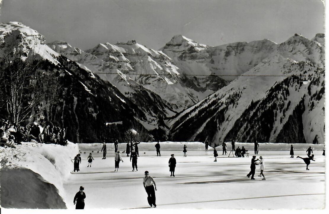 Cartoline postali: Braunwald - Eisfeld – Usato da Hochdorf venduto da Ziegel-16