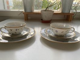 Tasses et sous-tasses en porcelaine de Nyon 2 pièces