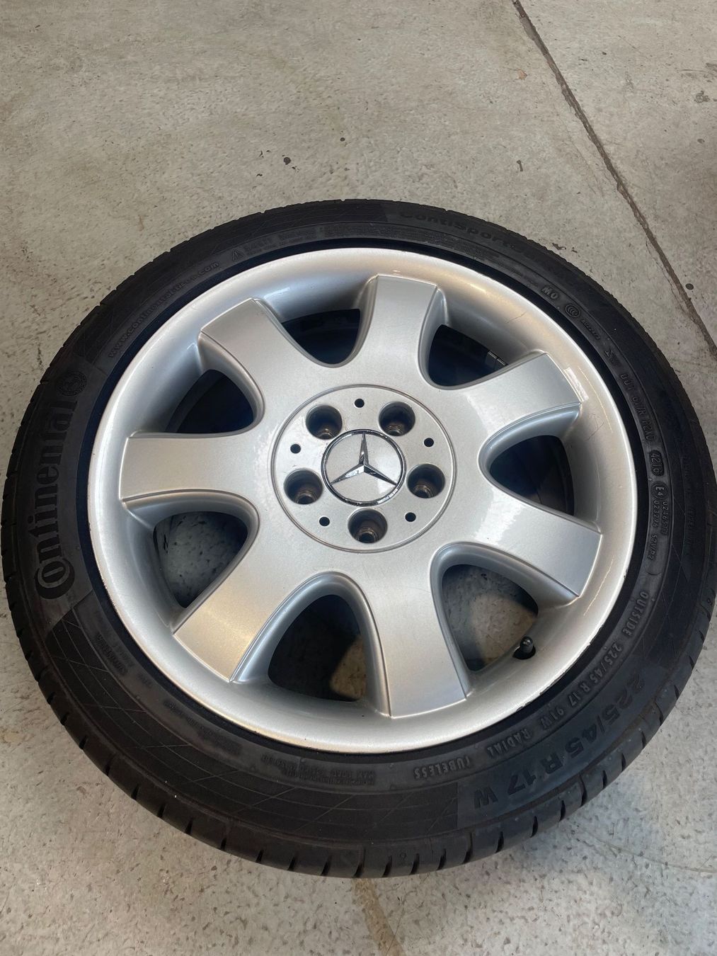 Continental Pneumatici & Ruote complete: MERCEDES CLK 230 Kompressor Komplettrad – Usato da Lyss venduto da spa_fc2c 2