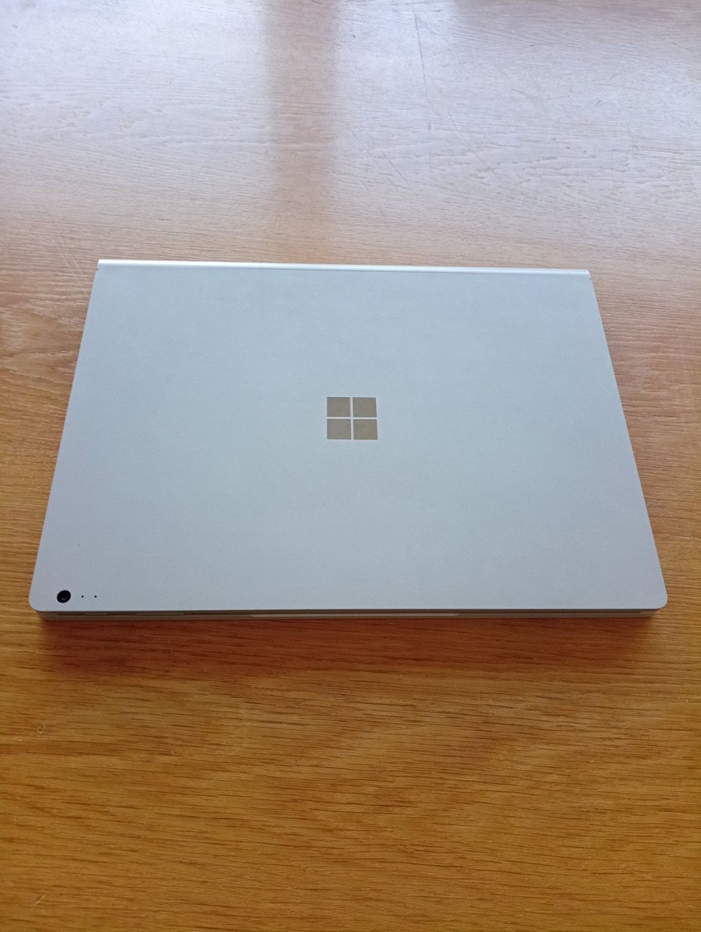 Microsoft Notebooks: Microsoft Surface Book 2, 13.5", i7, nVidia – Gebraucht aus Zuzwil SG von  2