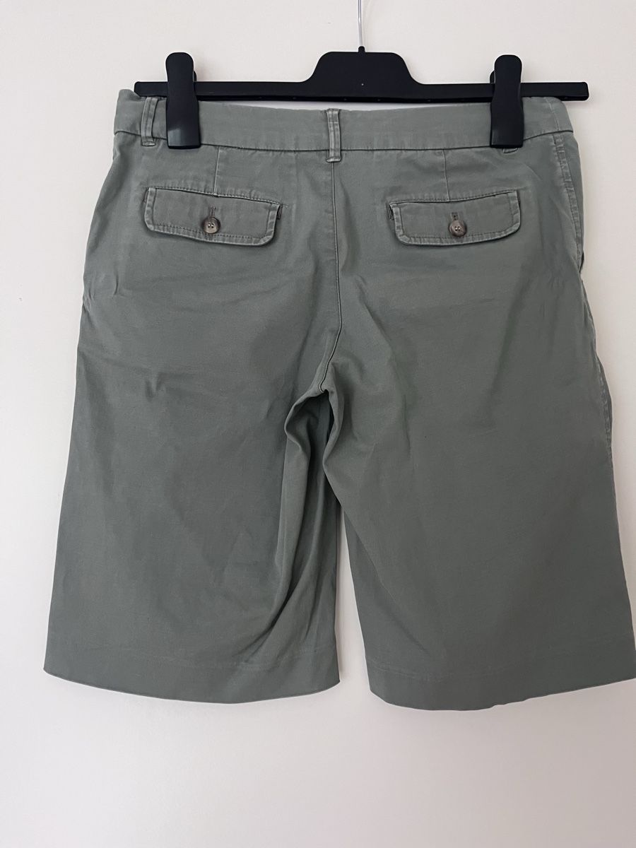 Esprit Pantaloni: Esprit Damen Bermuda Gr 36 olivgrün – Usato da Baden venduto da Didi_sunshine 1