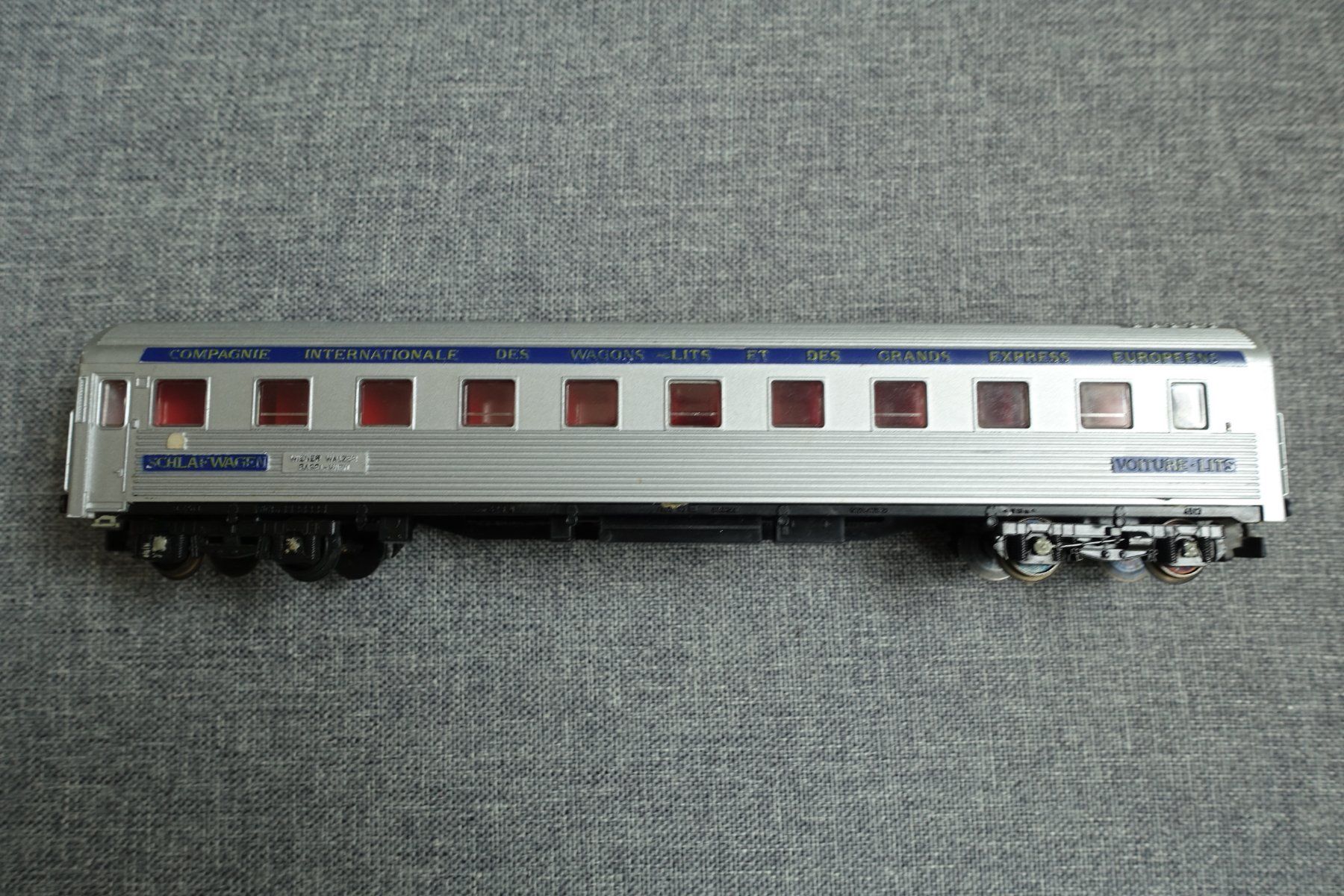 Kleinbahn Modelleisenbahnen: KLEINBAHN No. 385 ISG Schlafwagen Type P – Gebraucht aus Wallbach von Sarrows 1