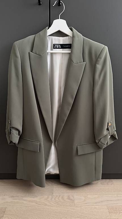 Giacche: Zara Blazer – Usato da Waltenschwil venduto da shelly_m