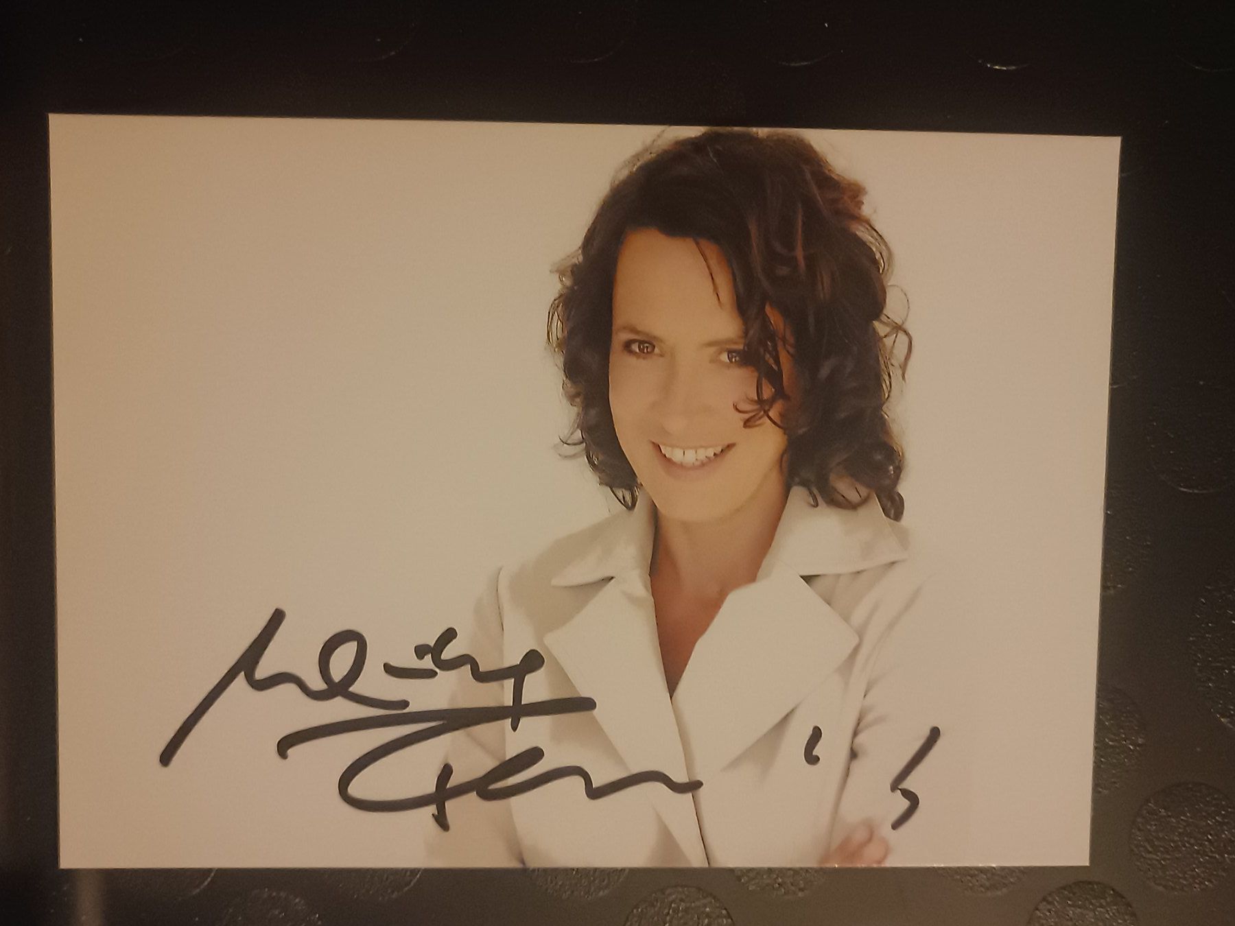 Autografi: Ulrike Folkerts -handsigniert - Tatort – Usato da Menziken venduto da Artographs