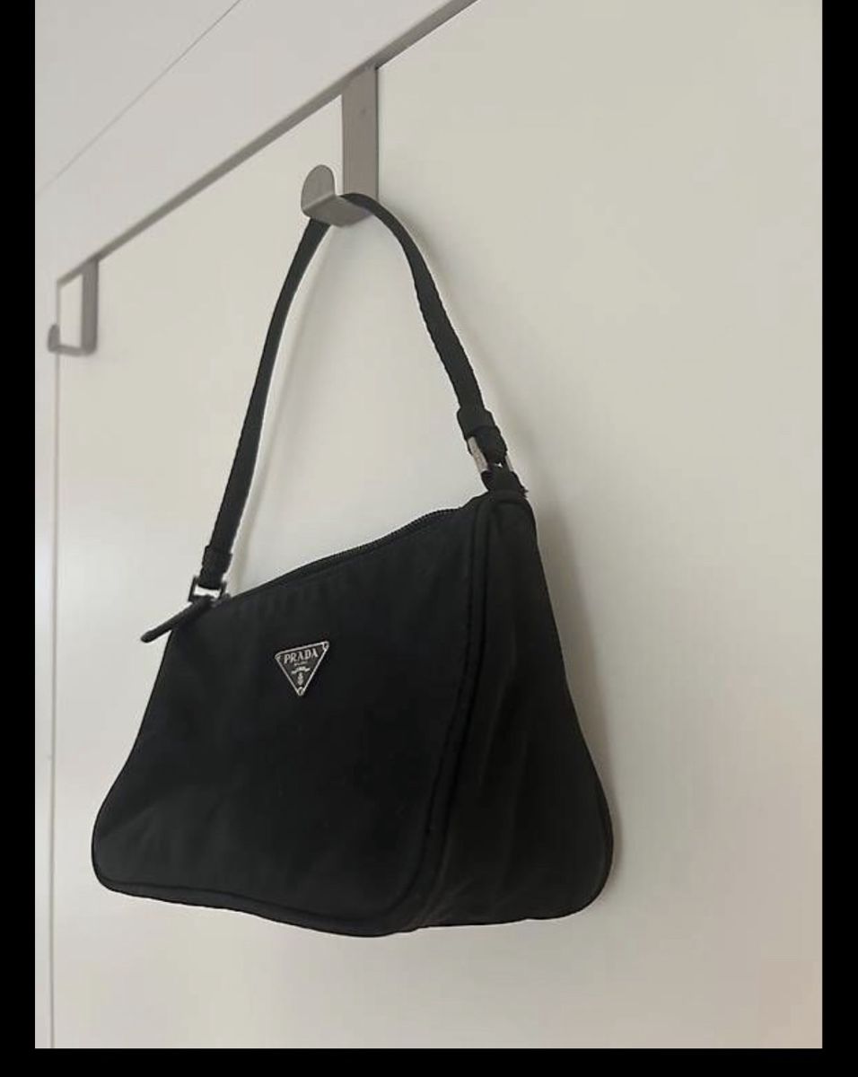 Prada Sacs femmes: Prada – D'occasion à Oberkulm par TD13