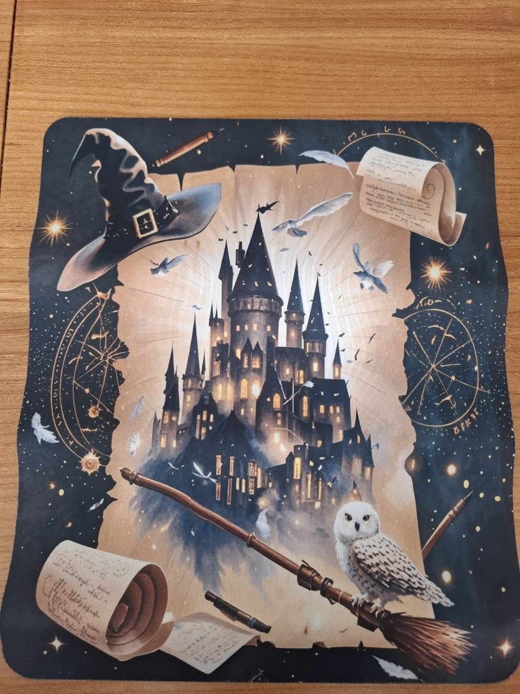 Tappetini per mouse: Mauspad Hogwarts Schloss Eule Zauberstab neu – Nuovo e nell'imballaggio originale da Aarberg venduto da Happy058