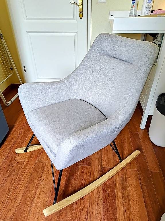 Micasa Poltrone: Chaise à bascule – Usato da Lausanne venduto da woodly1