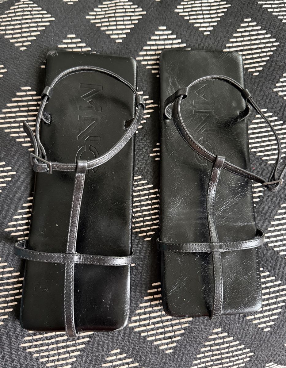 Mango Damenschuhe: MANGO Sandals Black 36-37 Flat Strappy Leather – Gebraucht aus Zürich von Allwelcome 7