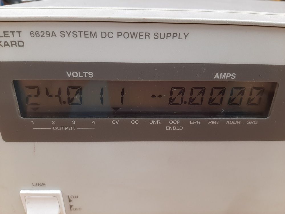 Alimentation quadruple HP 6629A vierer labor Stromversorgung (Gebraucht ...