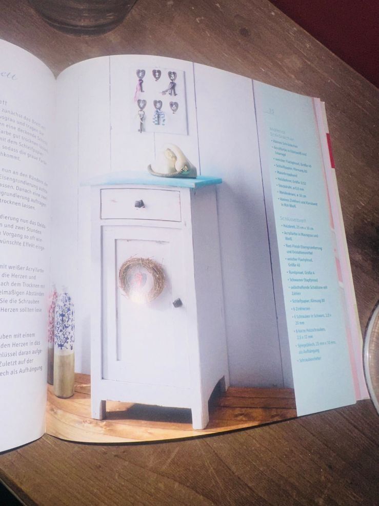 Libri: Das grosse Werkbuch Shabby Chic – Nuovo (secondo la descrizione) da Fällanden venduto da LetiRobi 4