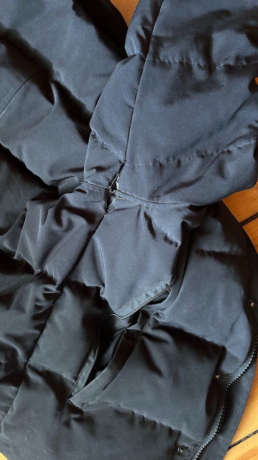 Canada Goose Vestes: Canada Goose Jacket copy – D'occasion à Fribourg par jimiJ13 3