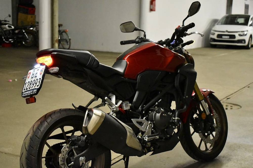 Honda CB300R 2025 3´590 km (Usato) a Colombier NE per CHF 4800