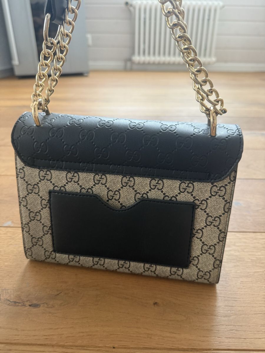 Sacs femmes: Umhängetasche – D'occasion à Goldach par jil_vnd8 1