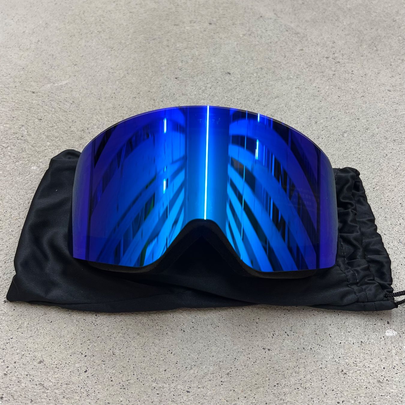 Occhiali & Lenti: Neue Blaue Ski-Snowboard Brille Unisex – Nuovo e nell'imballaggio originale da Dübendorf venduto da mnc_5djq 1