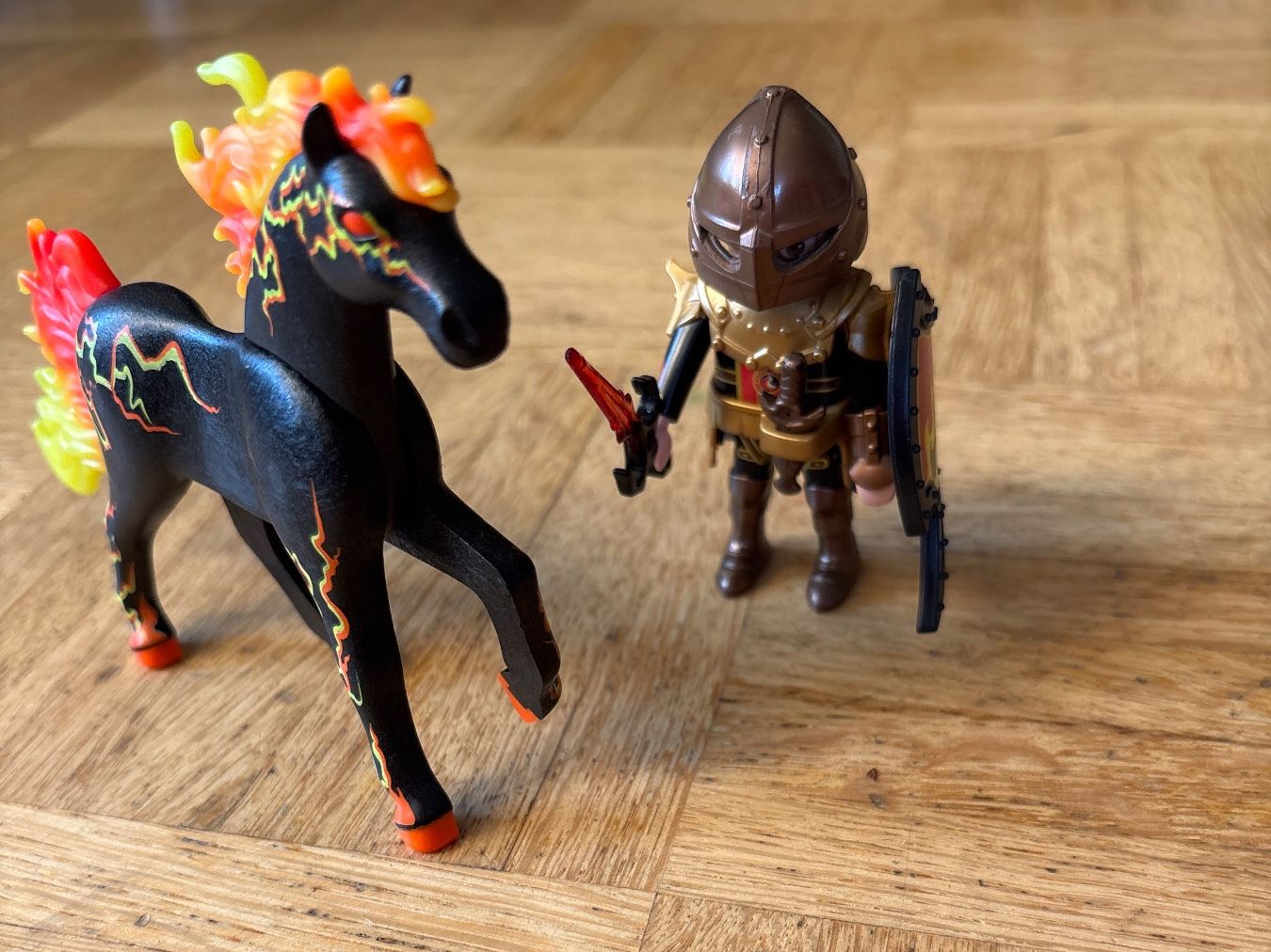 Playmobil Giocattoli: Ritter Figur mit Pferd – Usato da uster venduto da kar_9rxp