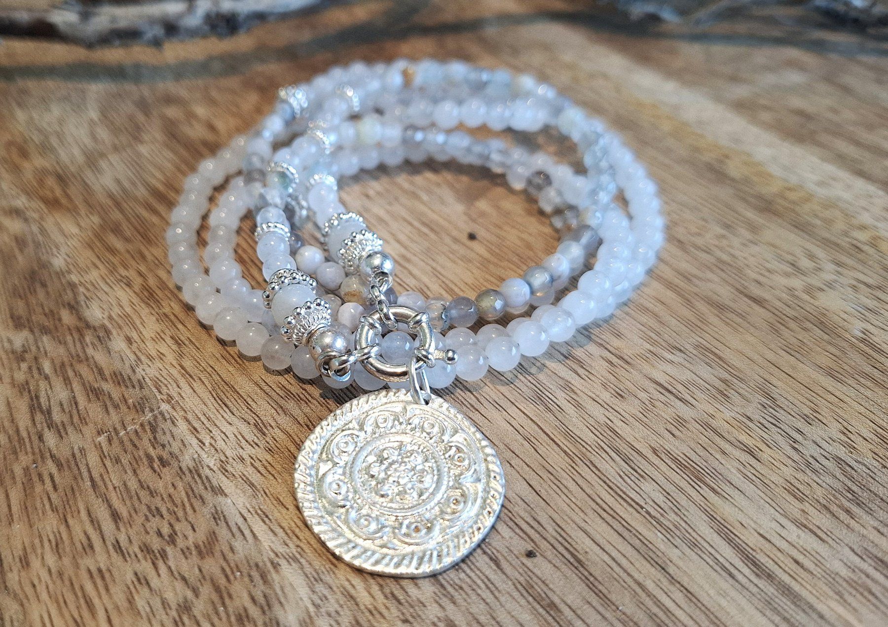 Catenine: SARA - Edelsteinkette - Silber - hellgrau/weiss – Nuovo e nell'imballaggio originale da Mühlethal venduto da nicita-modeschmuck