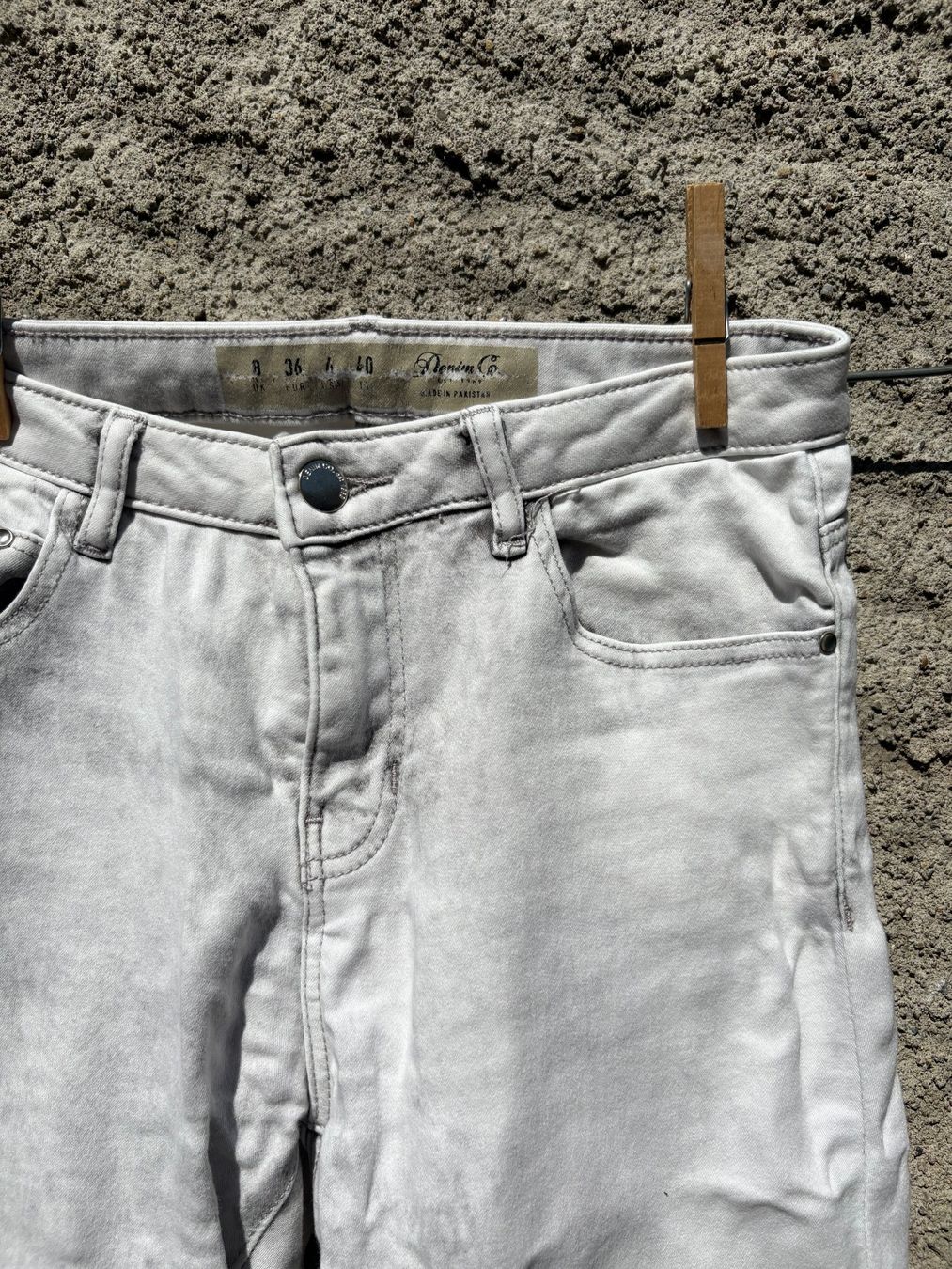 Jeans: Y2K Highwaist Skinny Jeans stonewashed hellgrau – Neu (gemäss Beschreibung) aus Wittnau von cel_j8w9 1
