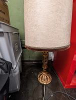 Spanish kolonial stil Stehlampe, Holz, Goldbemalt mit inlay
