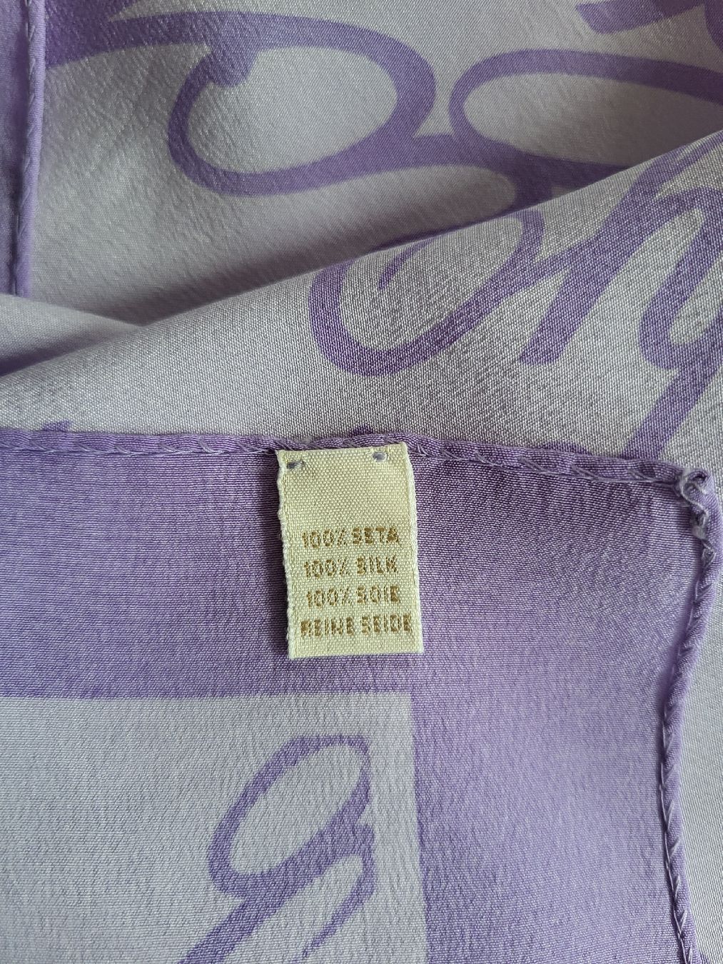 Chopard Foulard & Sciarpe: Originaler Chopard-Schal – Nuovo (secondo la descrizione) da Zweisimmen venduto da Adorable 3