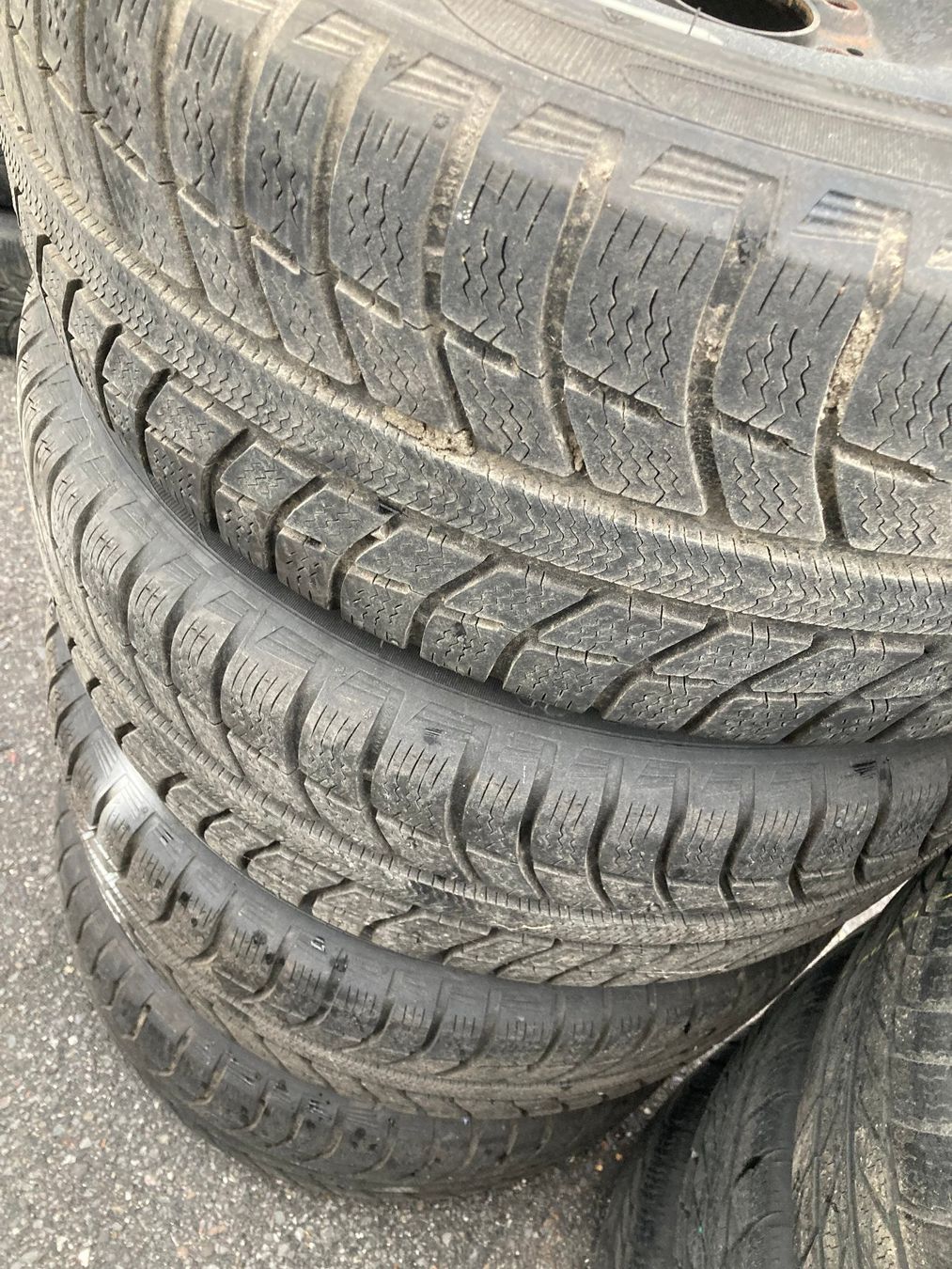 BMW Pneumatici & Ruote complete: BMW X1 Winterräder  E84 225/50R17 – Usato da Cham venduto da WB2223 6