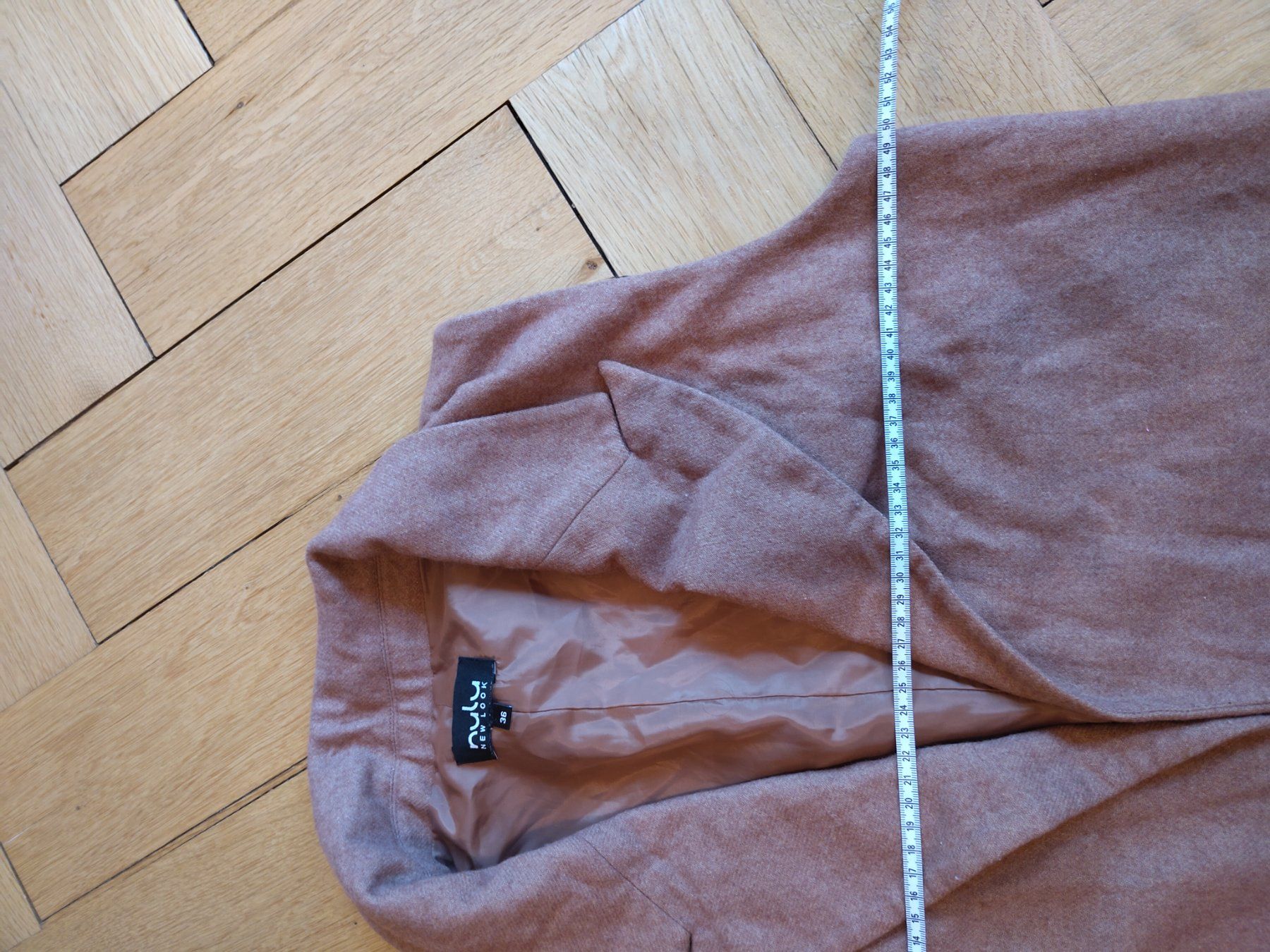Gilet & Giacche senza maniche: Gilet / Weste – Usato da Bern venduto da Linii 1