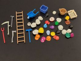 Playmobil  Helme,  Werkzeug  usw  .