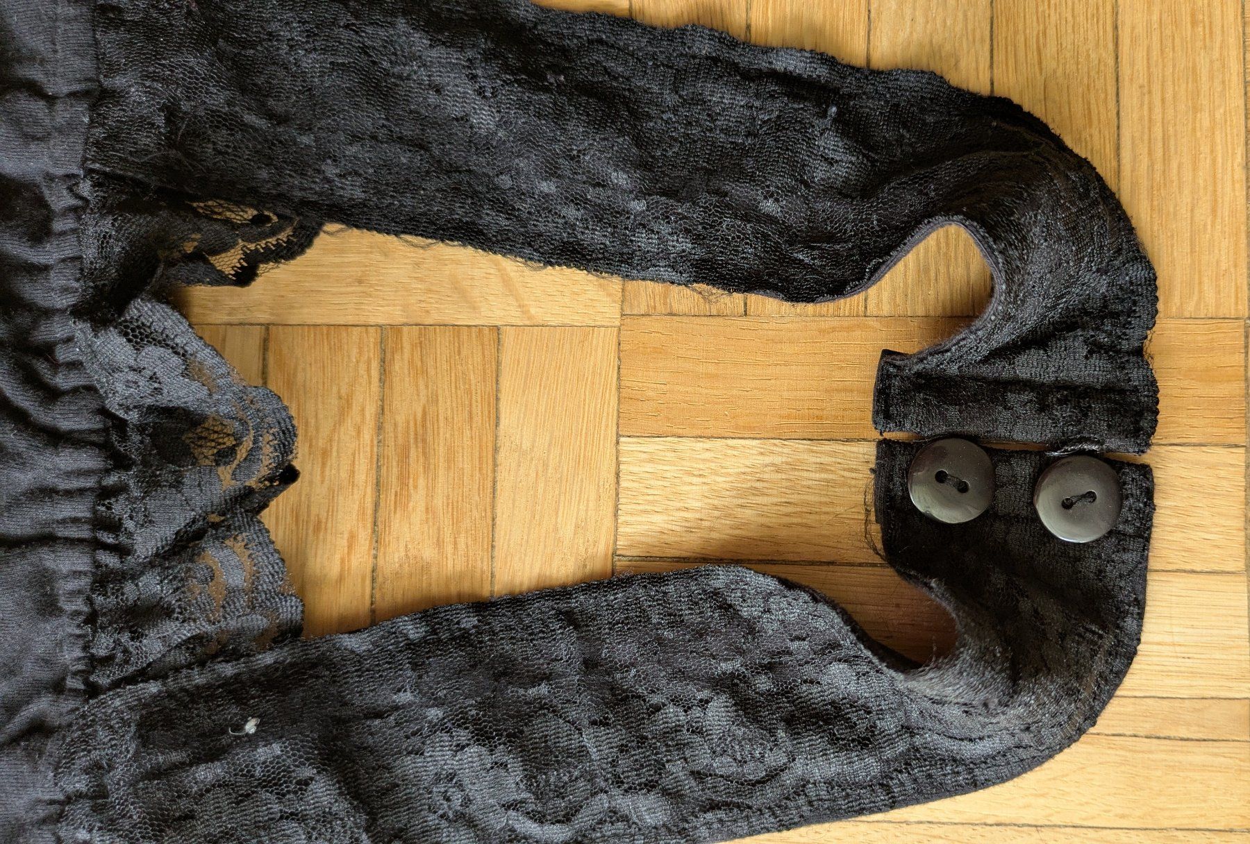 Top: Neckholder Top Rock/ Gothic Marke Vixxsin Gr. M – Nuovo (secondo la descrizione) da Grüningen venduto da mangaka 2