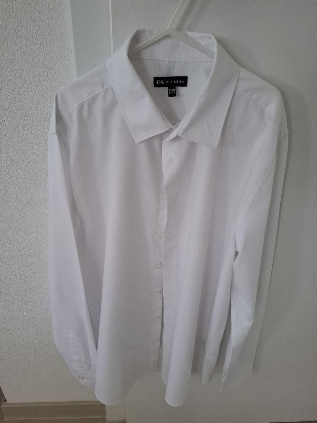 C&A Camicie, T-shirt & Polo: Hemd C&A Premium weiss Grösse 164cm Zustand gut – Usato da Wynigen venduto da biluna