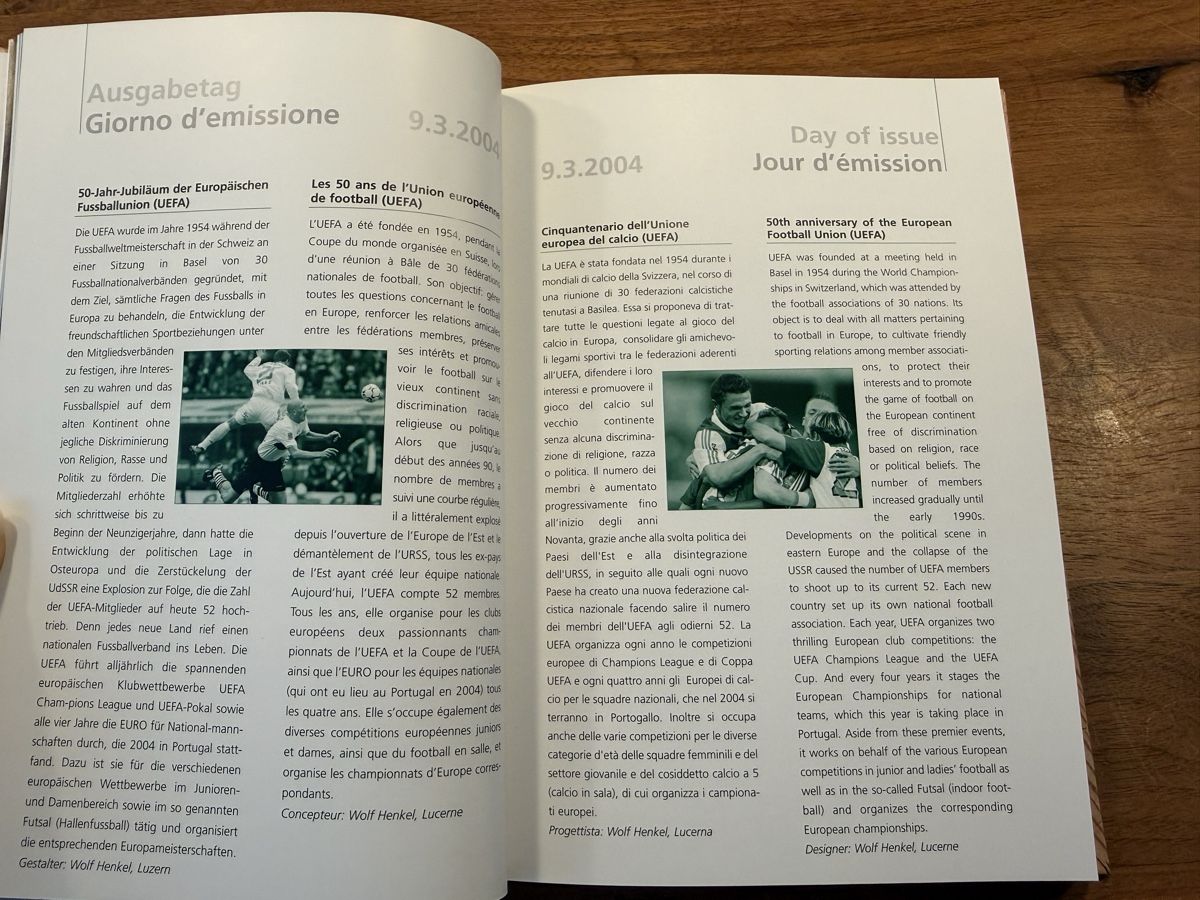 Tutti i francobolli: Jahrbuch 2004, komplett – Nuovo (secondo la descrizione) da Altdorf UR venduto da Sanna08 3